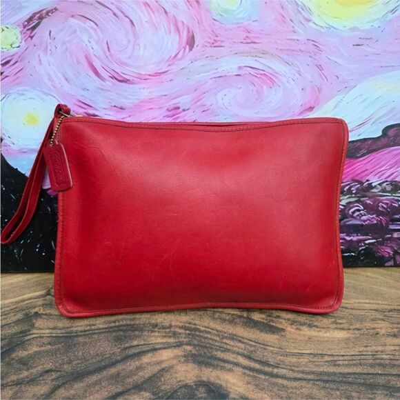 70s Coach Vintage Red Leather NYC Zip Clutch Portfolio w/ Wristlet - Picture 2 of 12